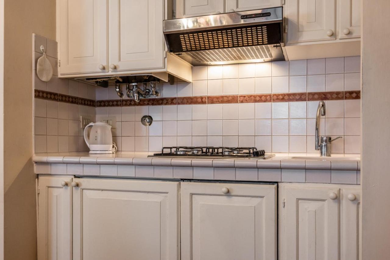 Zero Stairs + Canal View - 3