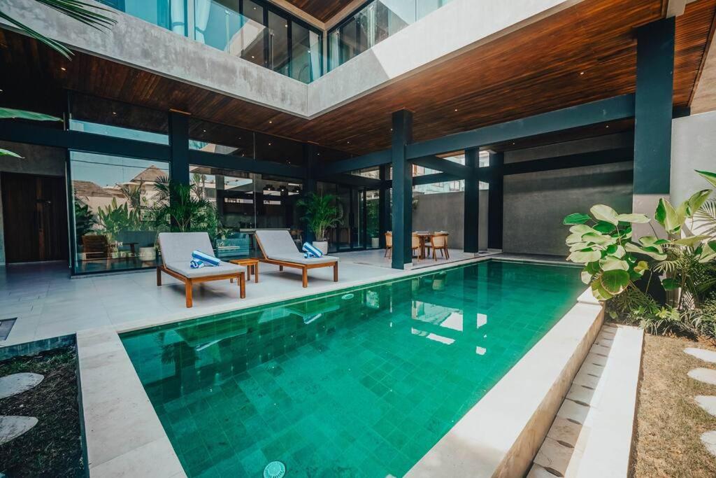 Villa Cintamu - Modern Spacious Villa in Prime Berawa Location - 4