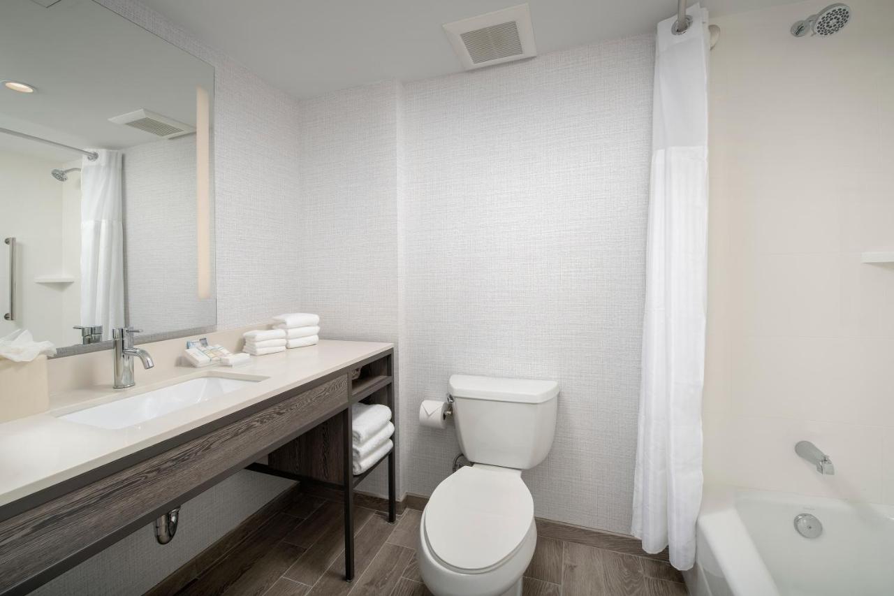 Hilton Garden Inn Miami Brickell South - 2