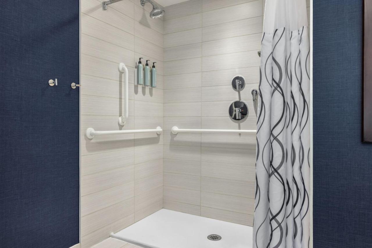 Residence Inn by Marriott The Bronx at Metro Center Atrium - 3