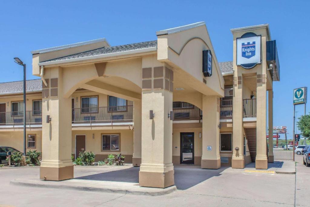 Knights Inn Fort Worth — photo 1