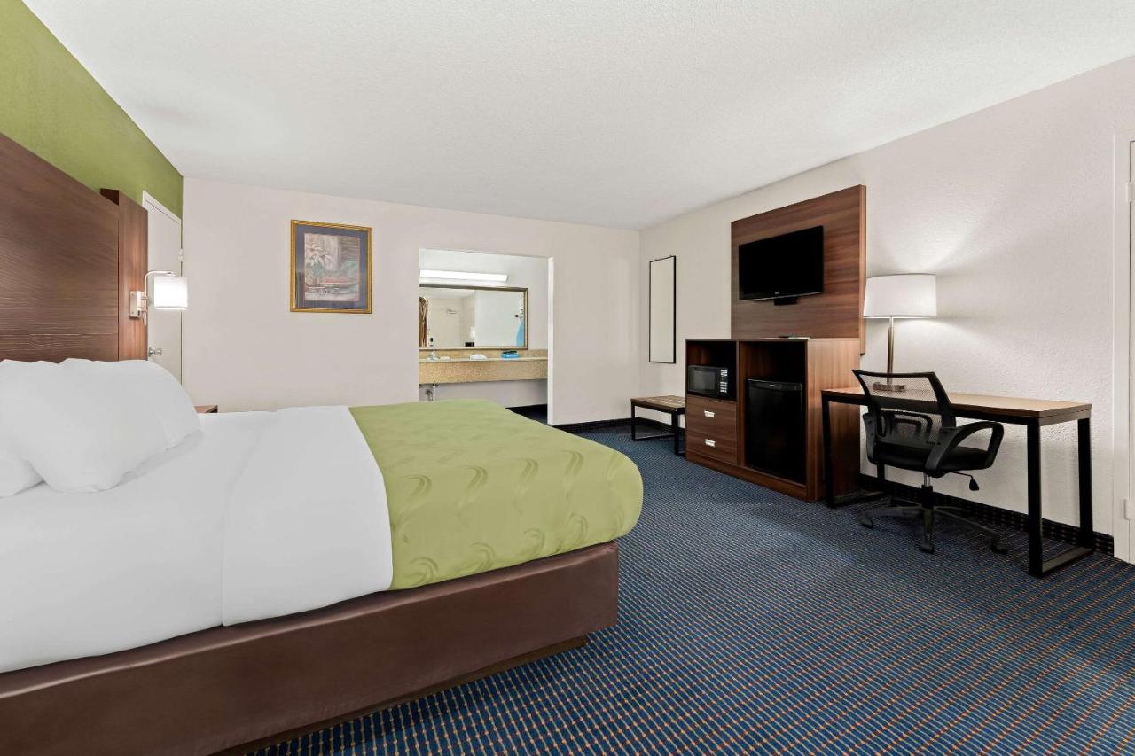 Skyland Motel — photo 15