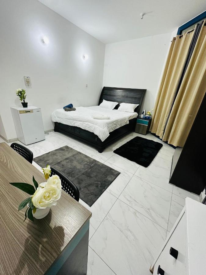 Abu Dhabi Center - For Elites - 2