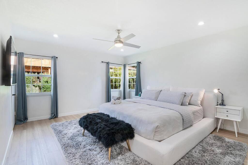 Updated 3-Bedroom LA Home with Backyard, BBQ & Family-Friendly Amenities - 2