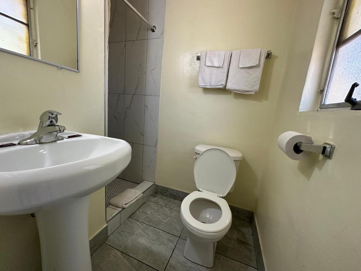 Florida Bound Motel — photo 10