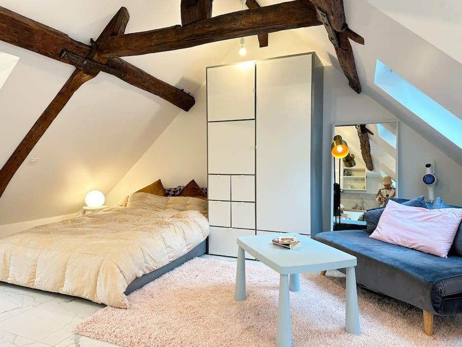 Lovely Rooftop designed Apt 200m to Panthéon N5-22