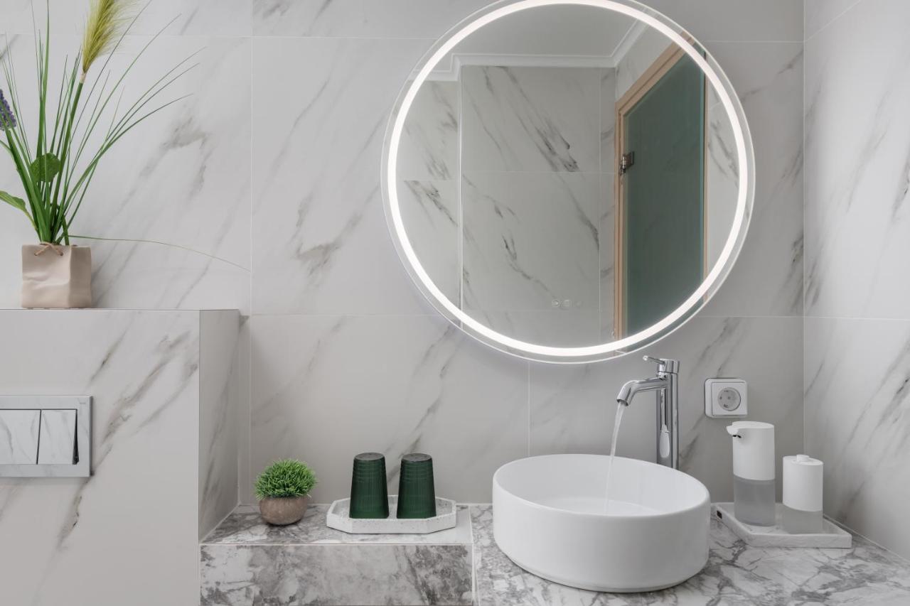 M18 Studios Monastiraki Gems - 4