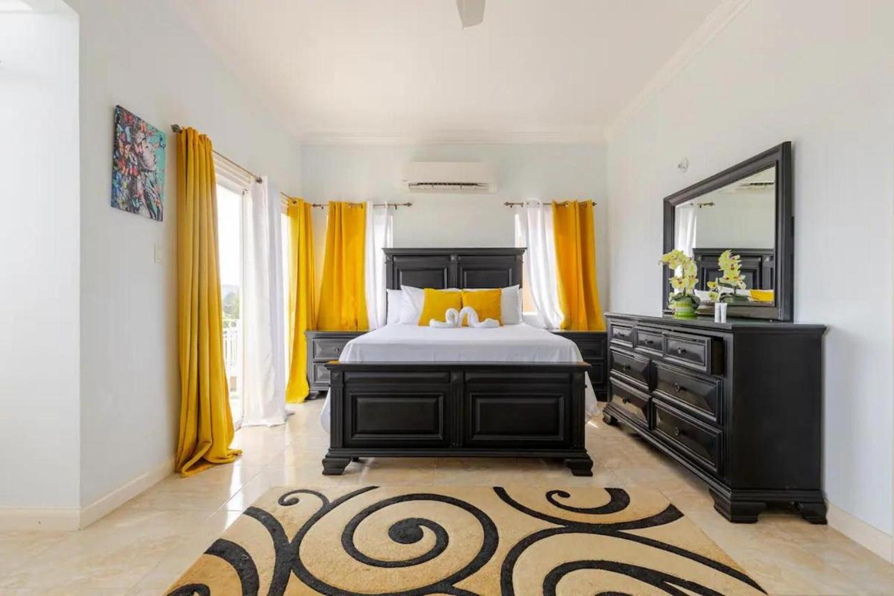 Modern 2br House w Pool and Sea View in Ocho Rios - 5