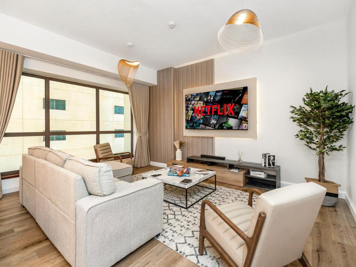 Elegant Dubai Eye Beach Retreat - 5