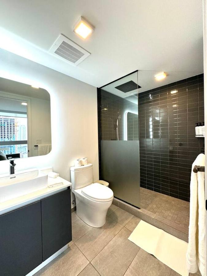 2 bedrooms Design Condo Downtown Miami Pool and Gym - 4