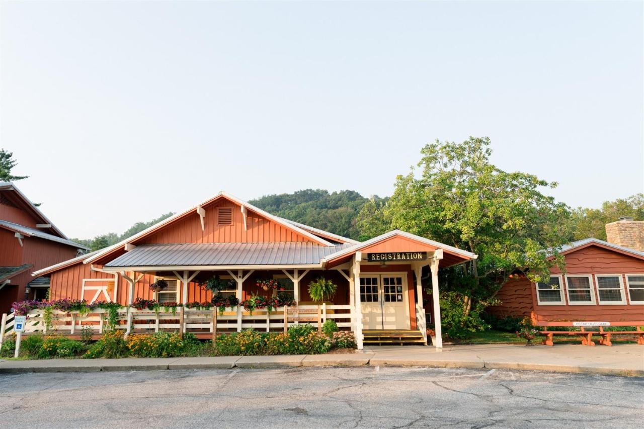 Brown County Inn — photo 8