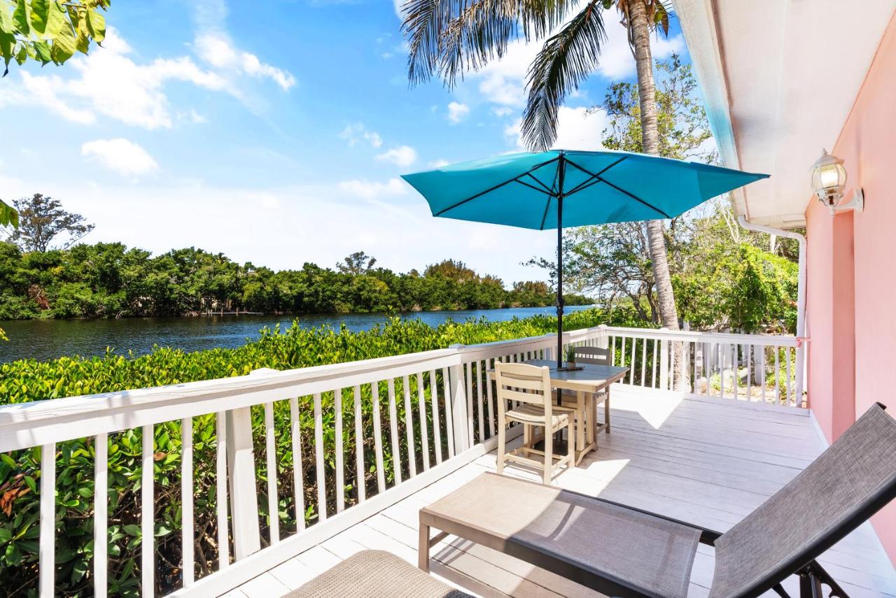 Siesta Key Bungalows — photo 17