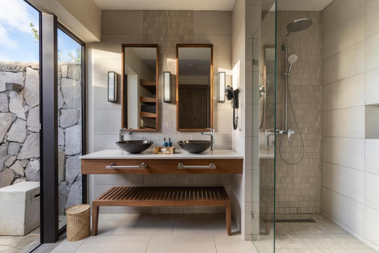 Constance Tekoma - Rodrigues Island - 5