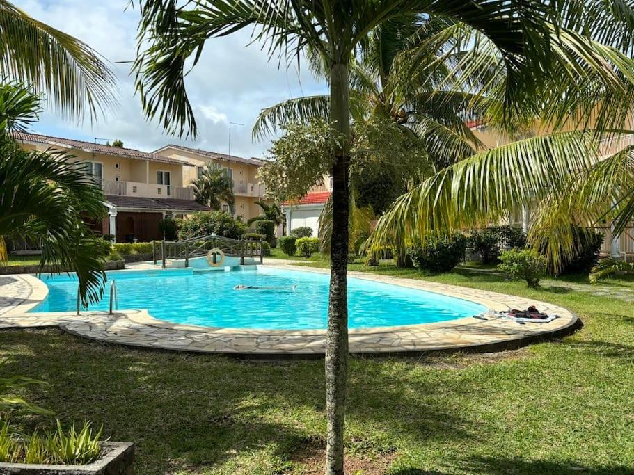 At home by the pool in Mauritius - with a cause - 3