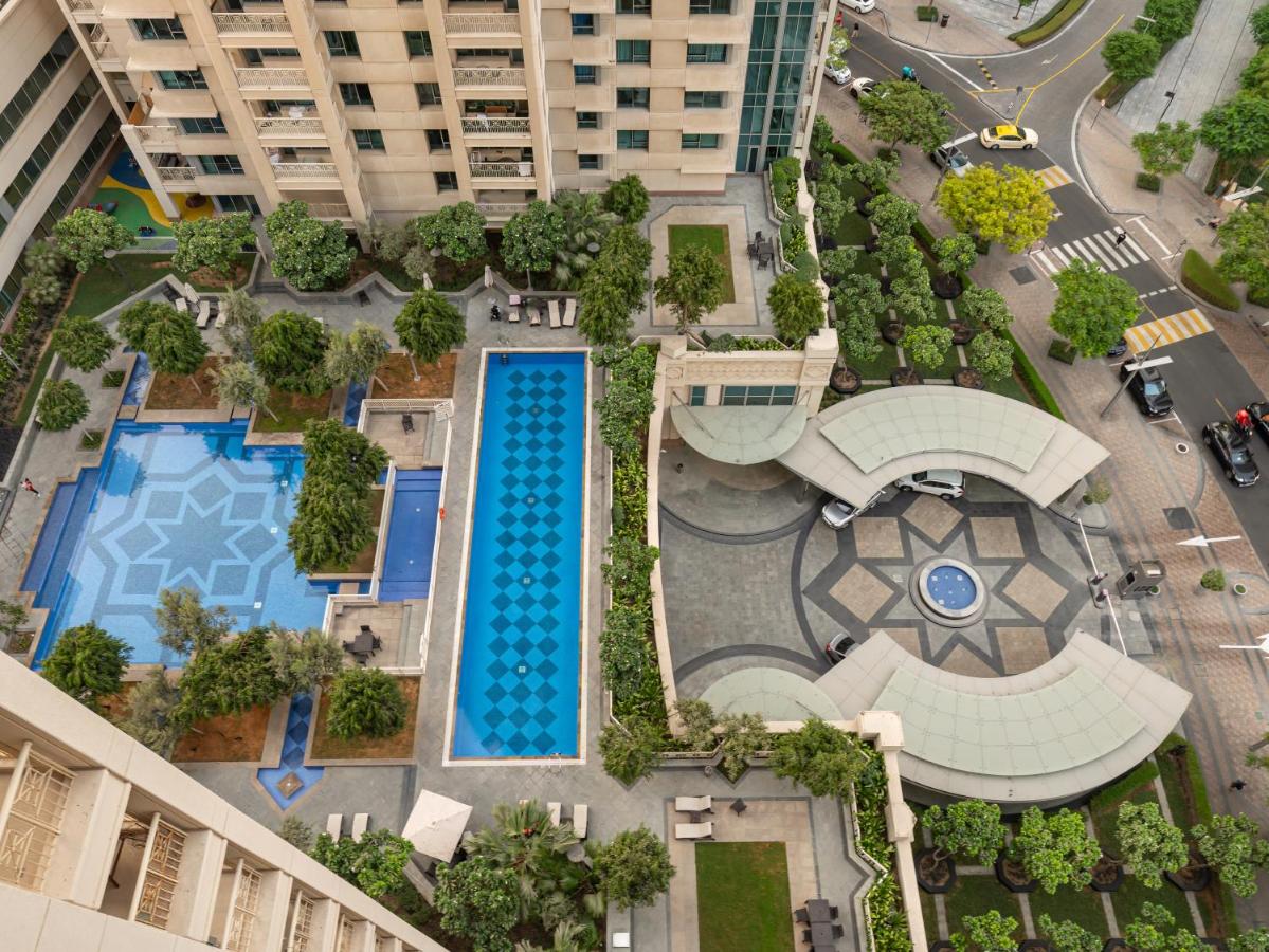 New Burj Khalifa & Fountain Views & Work station - 4