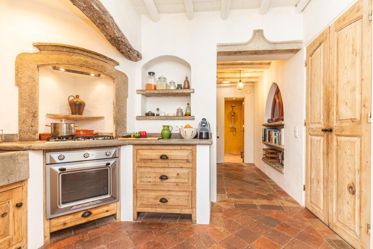 Casa Callebanda-superb Spot In Historical Centre - 2