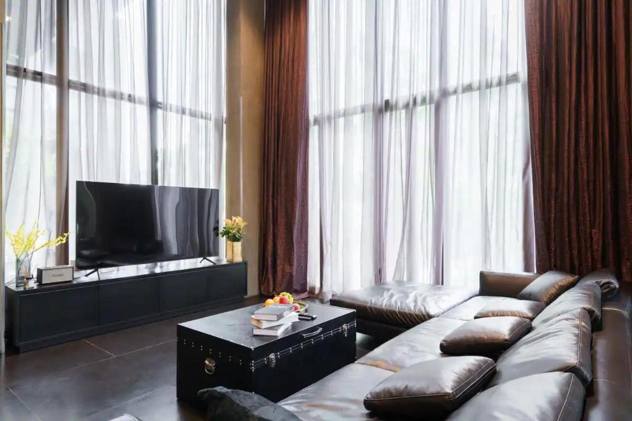 Luxury Pool Villa with Jacuzzi & Lift by Thonglor - 2