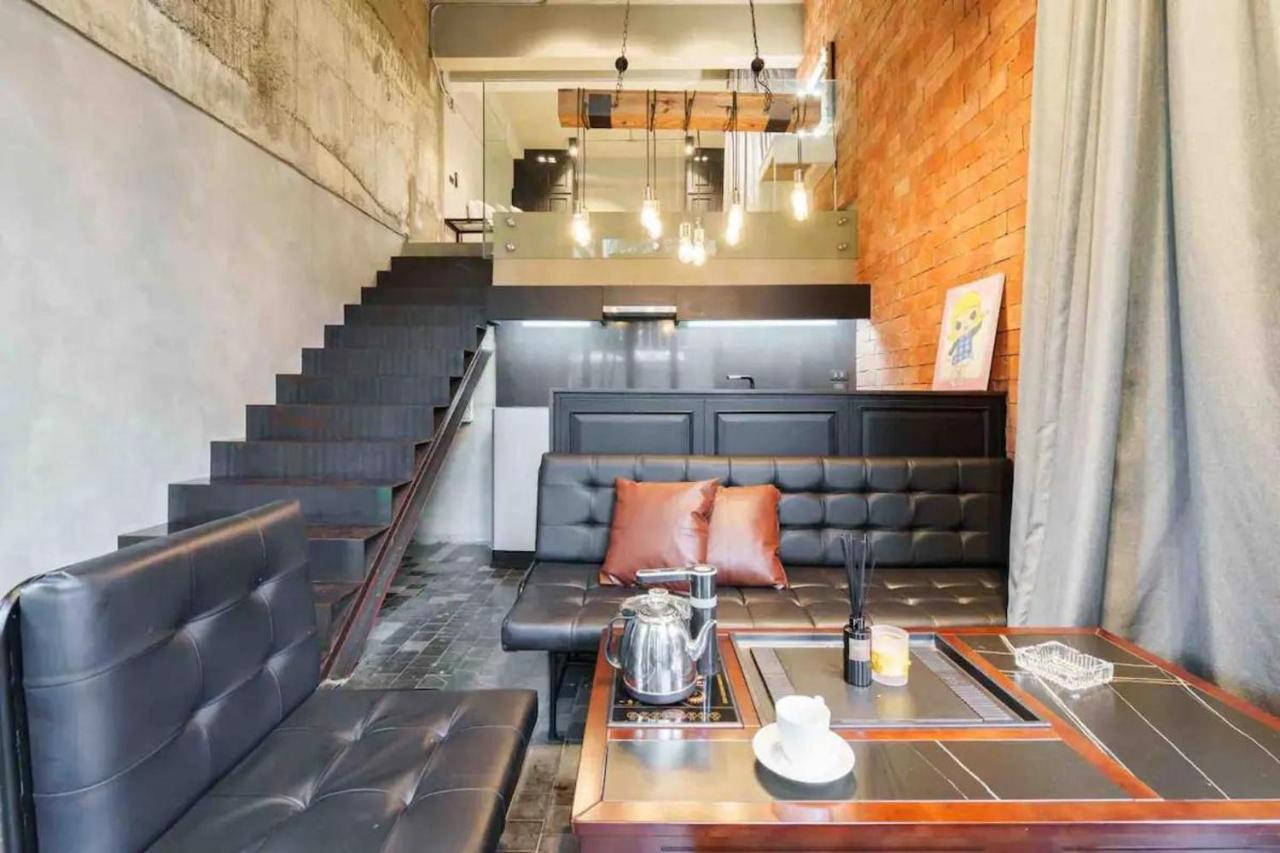 Luxury Pool Villa with Jacuzzi & Lift by Thonglor - 3