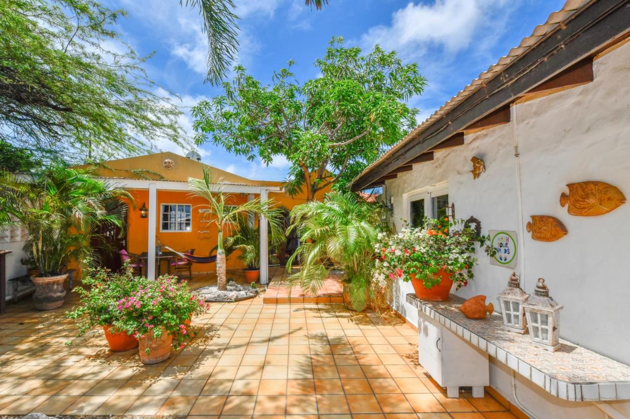 Brisas Studio Apartments - 4