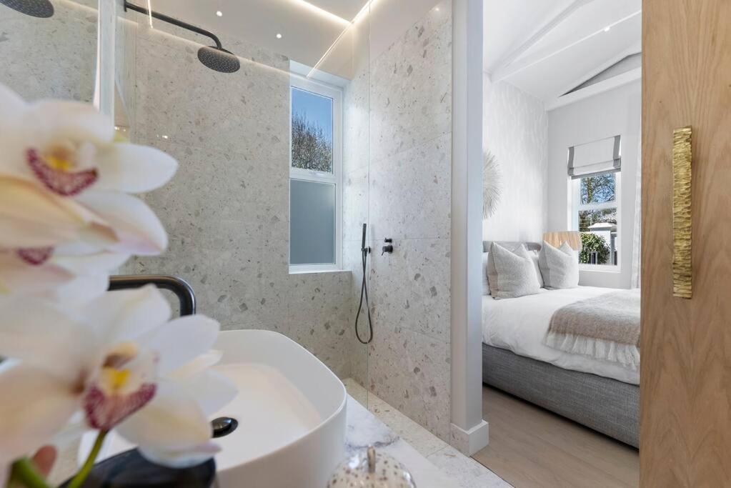 The Olive Cottage in Constantia - 3