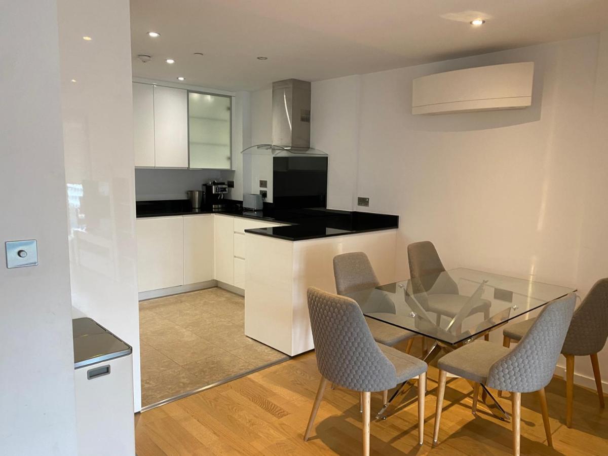 Family apartment with swimming pools 3 bedroom 2 bathroom Rock facing