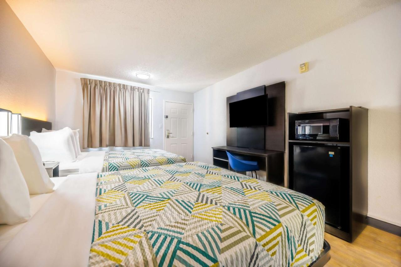 Motel Oasis — photo 13