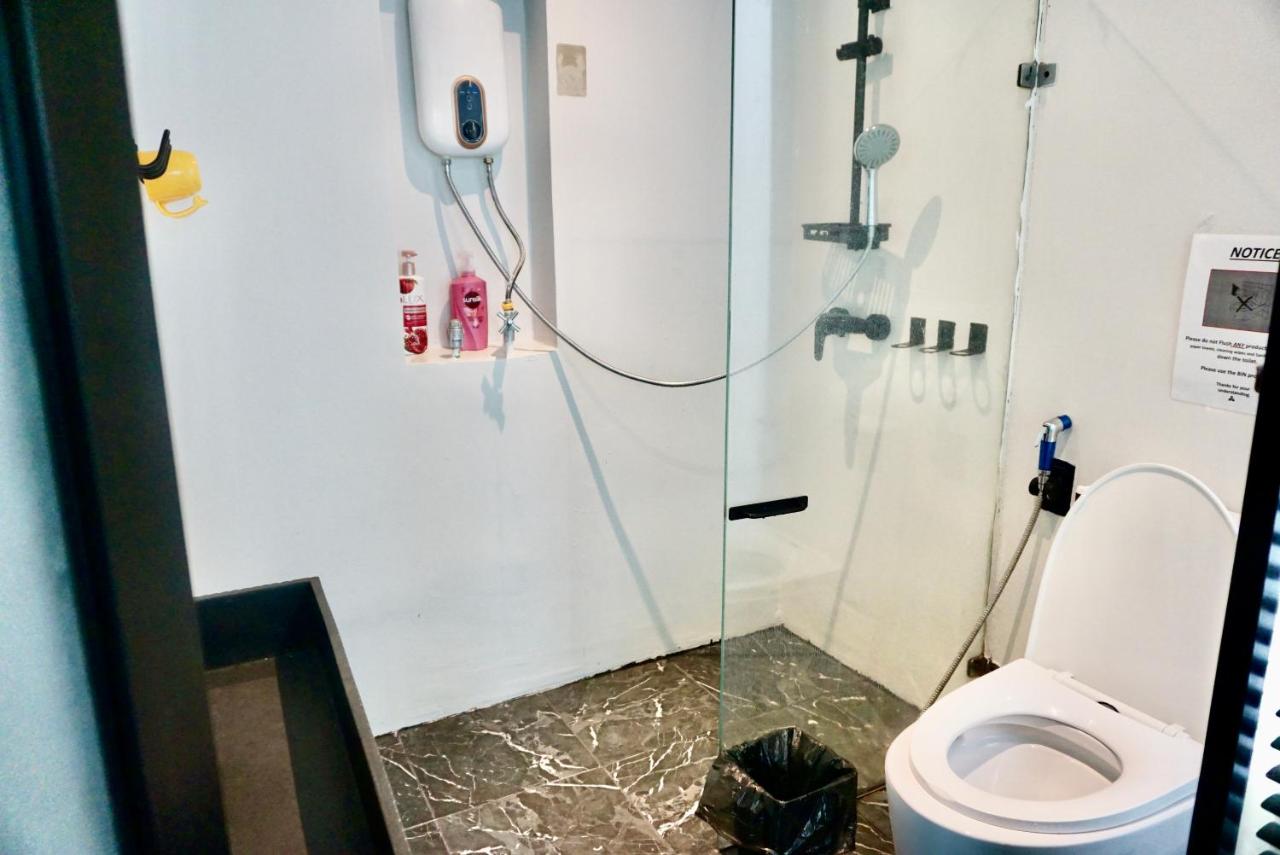 Triple room at Hash Apartment Silom Soi 3 - 2