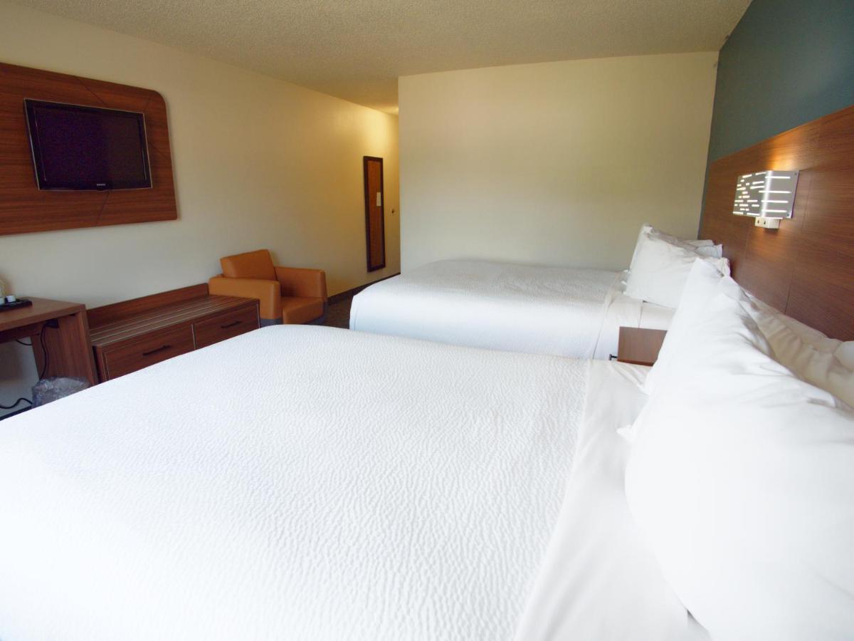 Ramada Inn by Wyndham CDA — photo 21