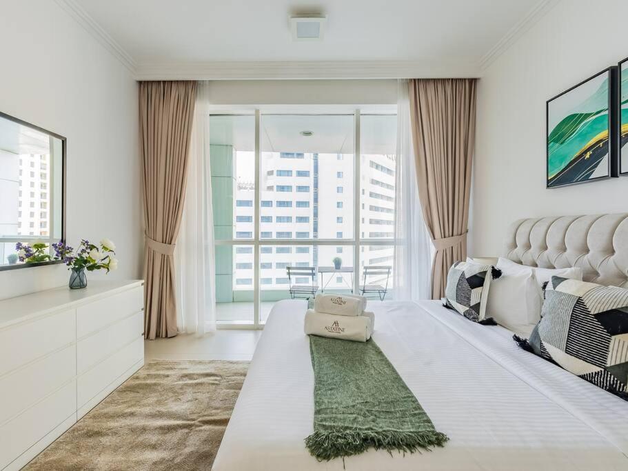 Seaside Elegance-1BR-Al Bateen-Private Beach Access - 2