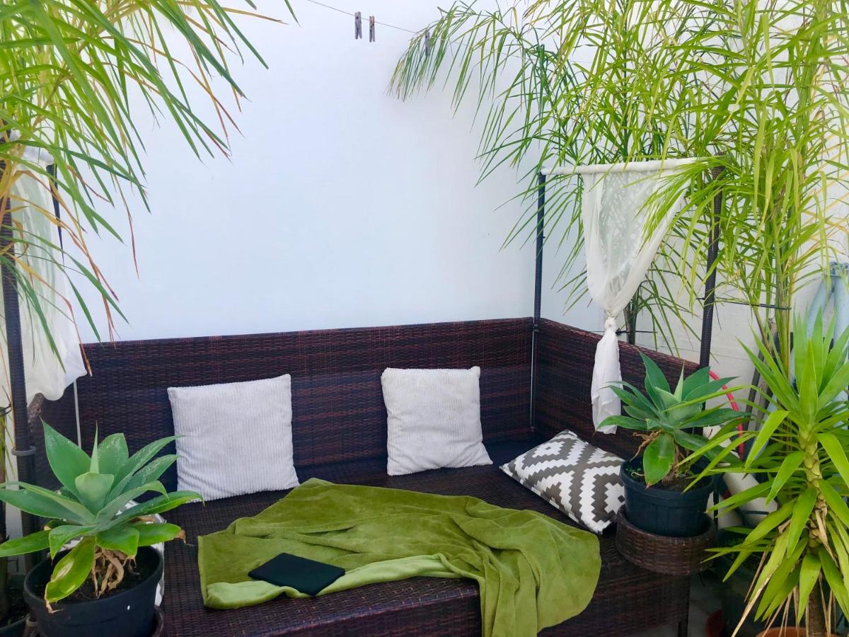 Cozy House Sleeps 2 with Pet Friendly Option - 3