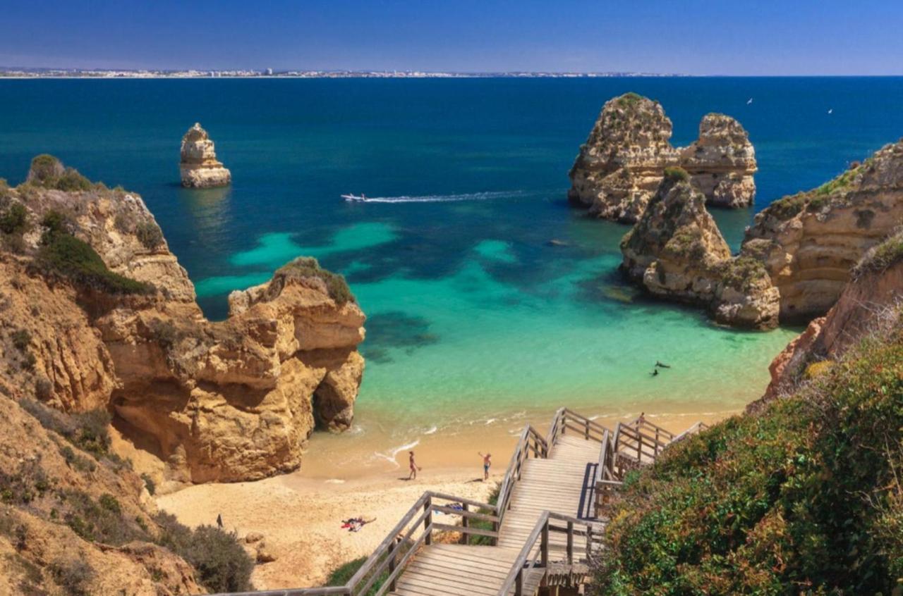 Cozy House Sleeps 2 with Pet Friendly Option