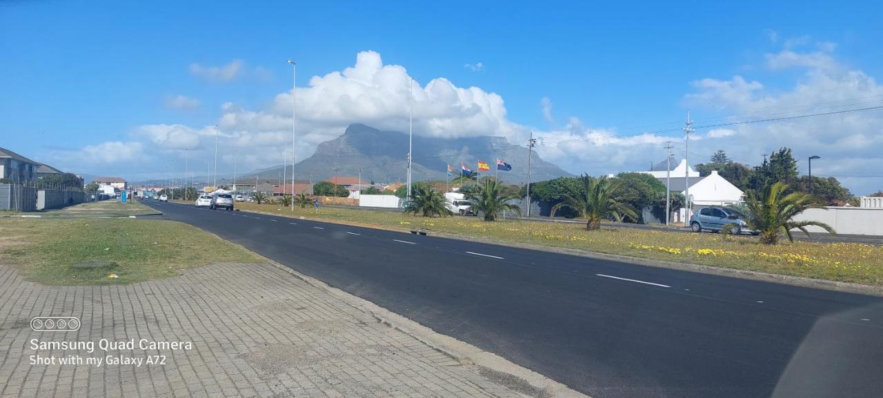 COMFORT LODGE milnerton, Cape Town - 5