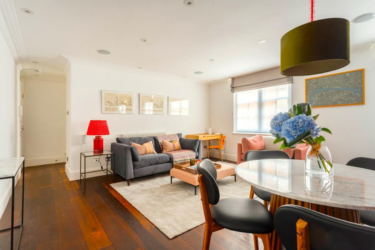 2bed Kings Road Chelsea Apt, London - 5