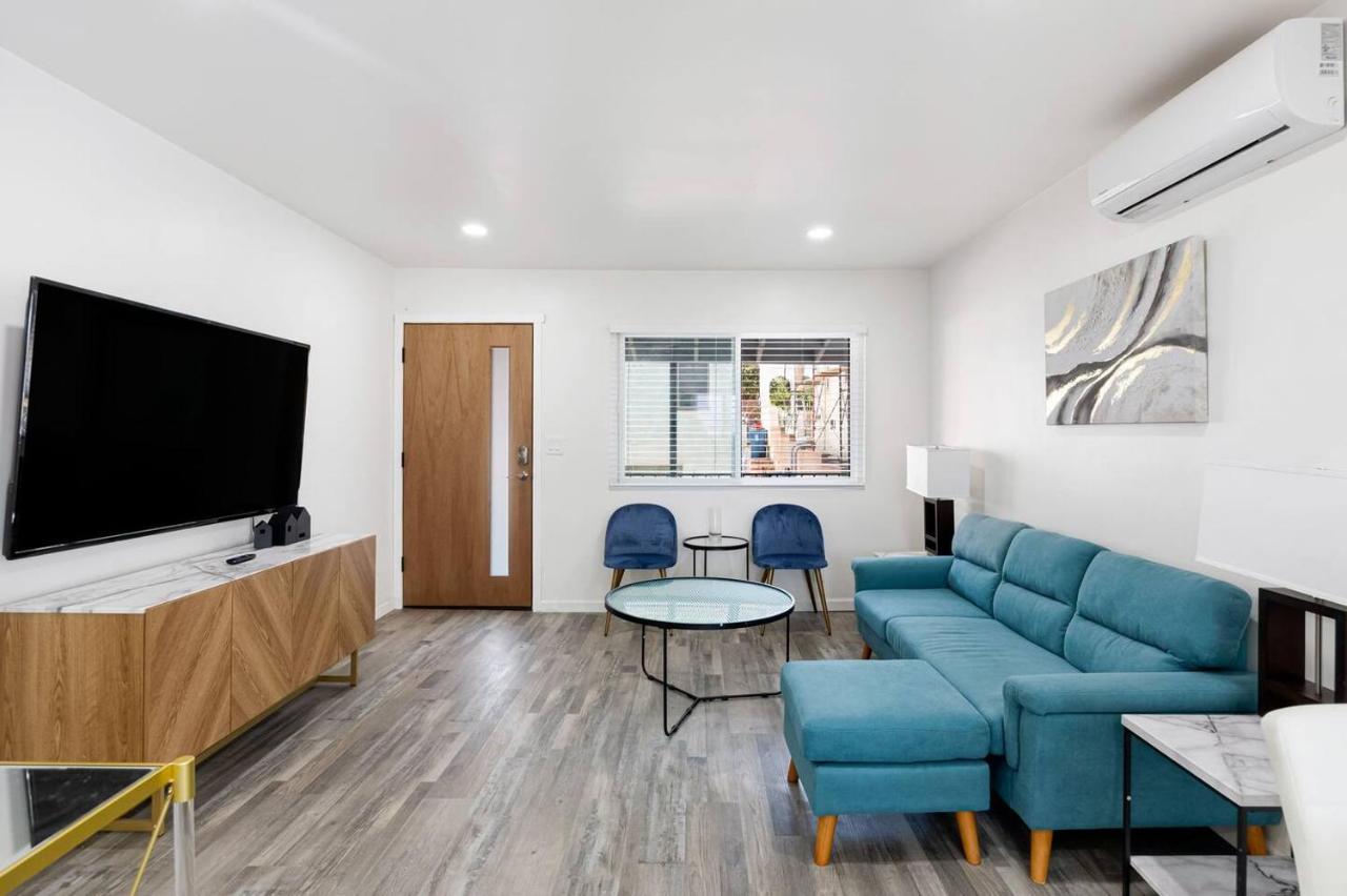 Cozy House Minutes from Downtown