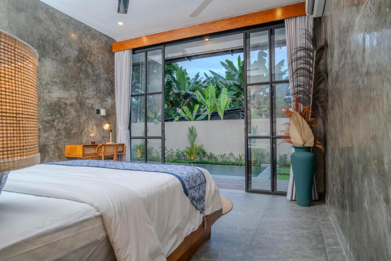 Villa Kumpi Ubud - 2