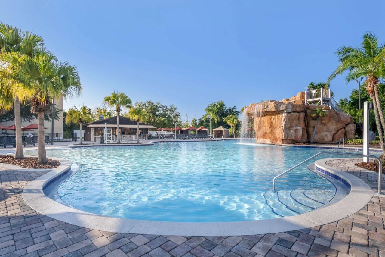 Image: Hilton Vacation Club Mystic Dunes Orlando