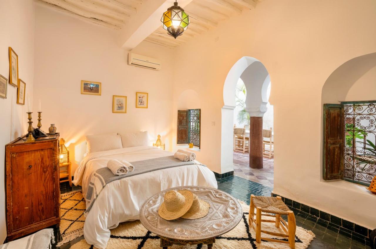 Riad Banafsaj - Exclusif - 20mn de Jamaa Al Fnaa - 2