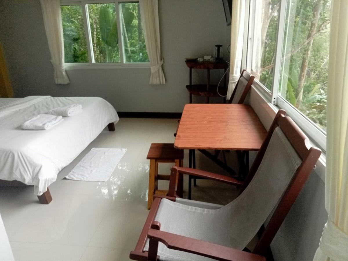 Mountain View Resort and Phupha Srirung Resort - 2