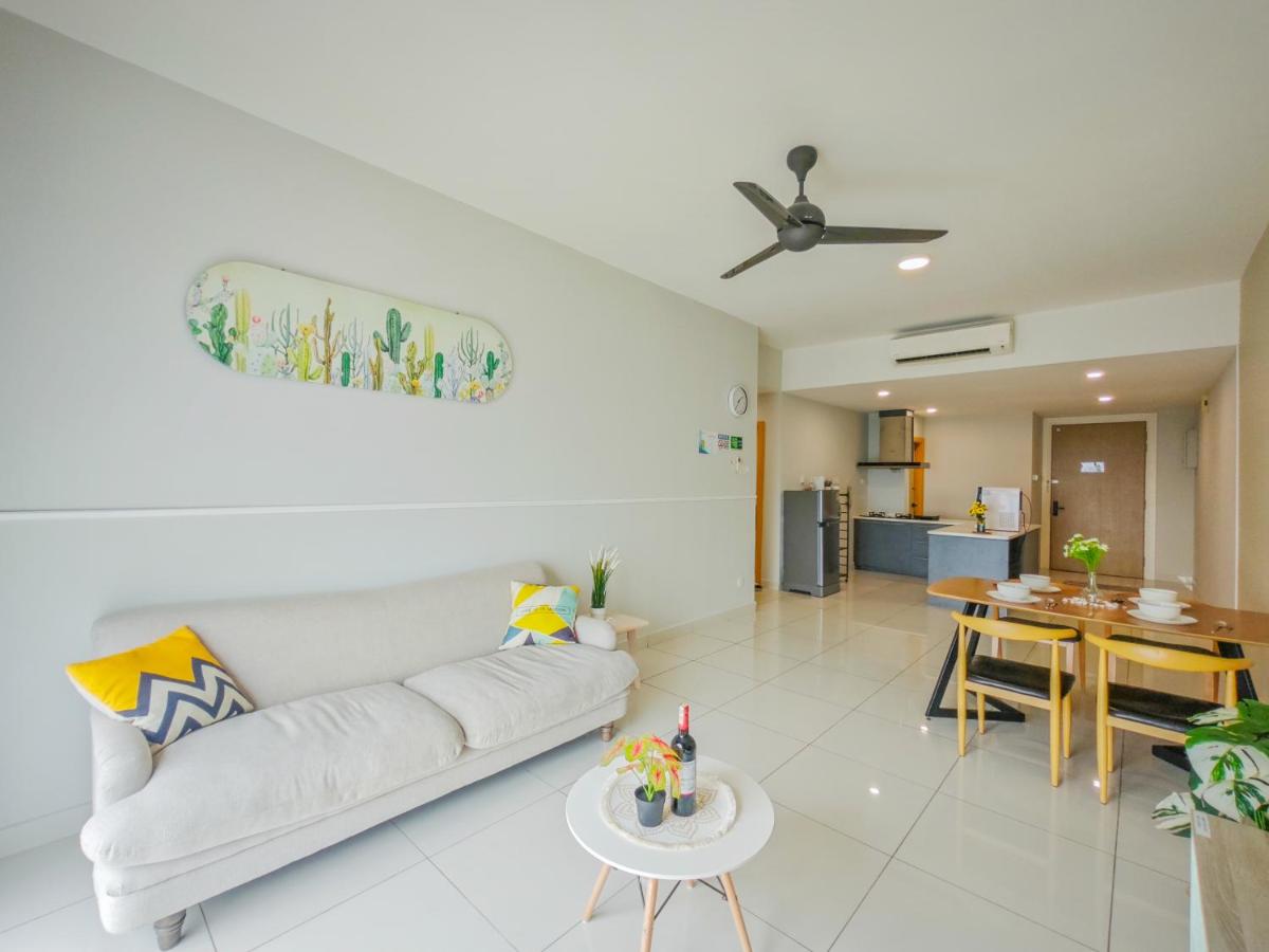 High Floor Mid Valley Southkey 2BR, Family Stay, 5-6 Pax - 2