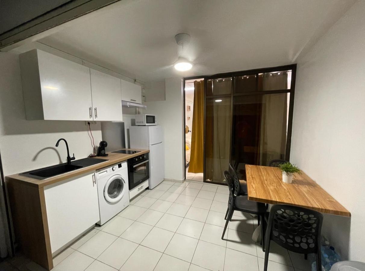 Studio spacieux en bord de mer Bas du Fort Gosier - 5