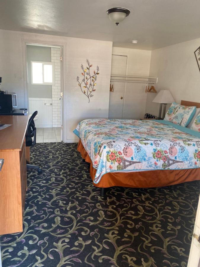 Holiday Motel — photo 4