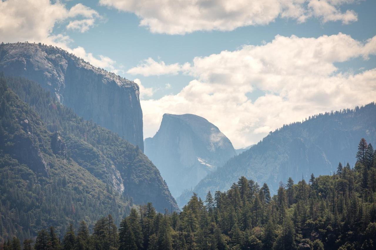 Rush Creek Lodge at Yosemite — photo 19