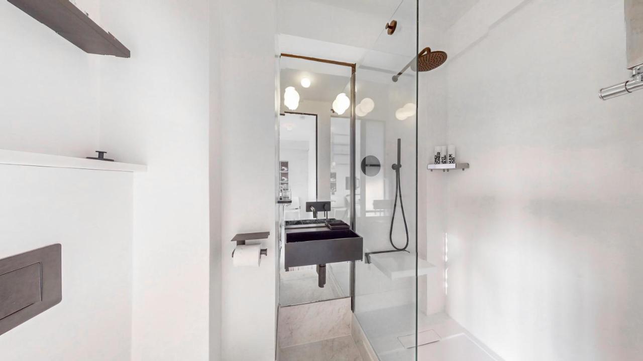 Sloane Cloisters 767 - 4