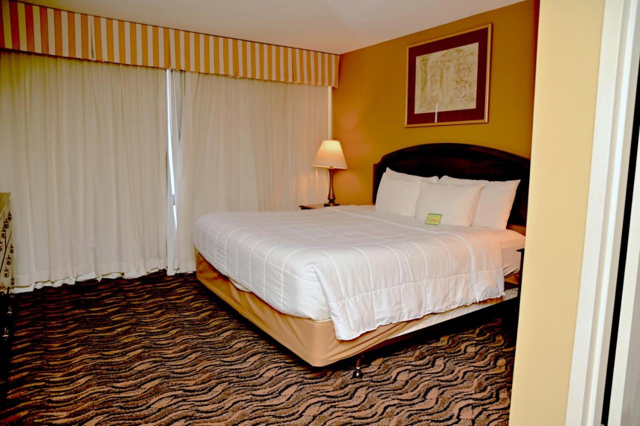 MCM Elegante Hotel & Suites Lubbock — photo 19