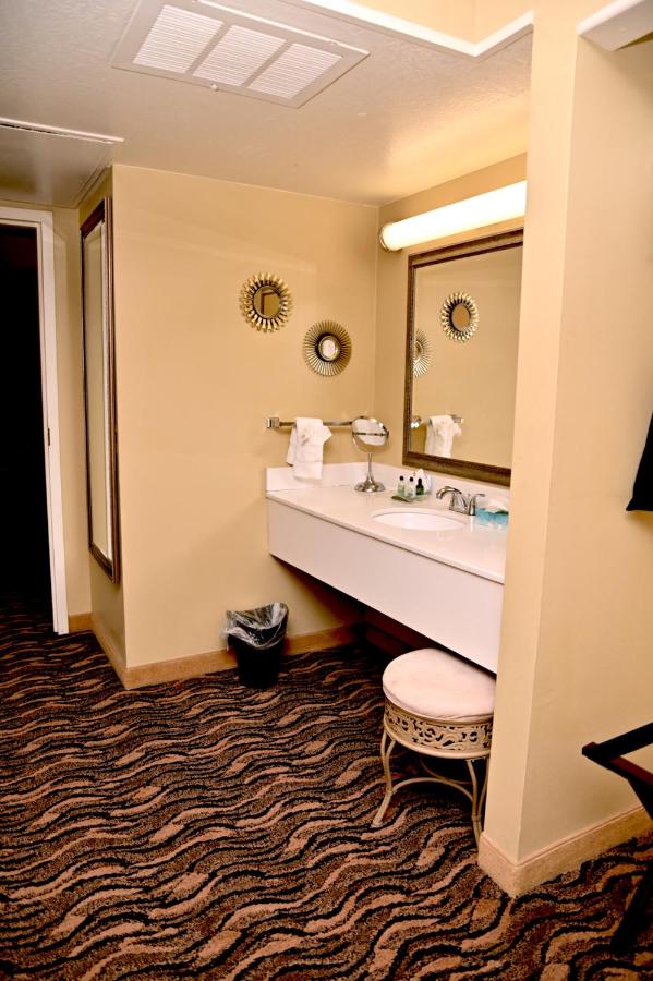 MCM Elegante Hotel & Suites Lubbock — photo 3