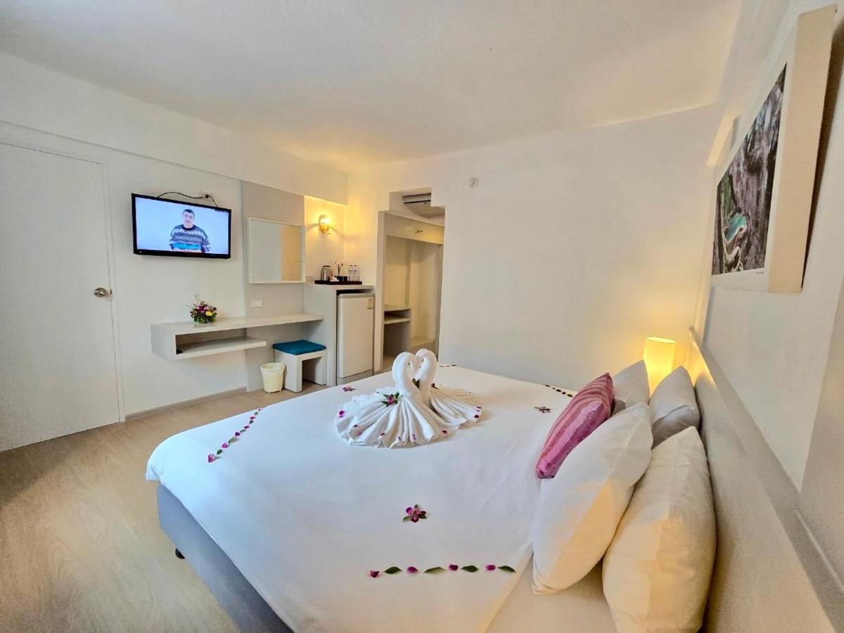 ON Hotel Phuket - SHA - 5