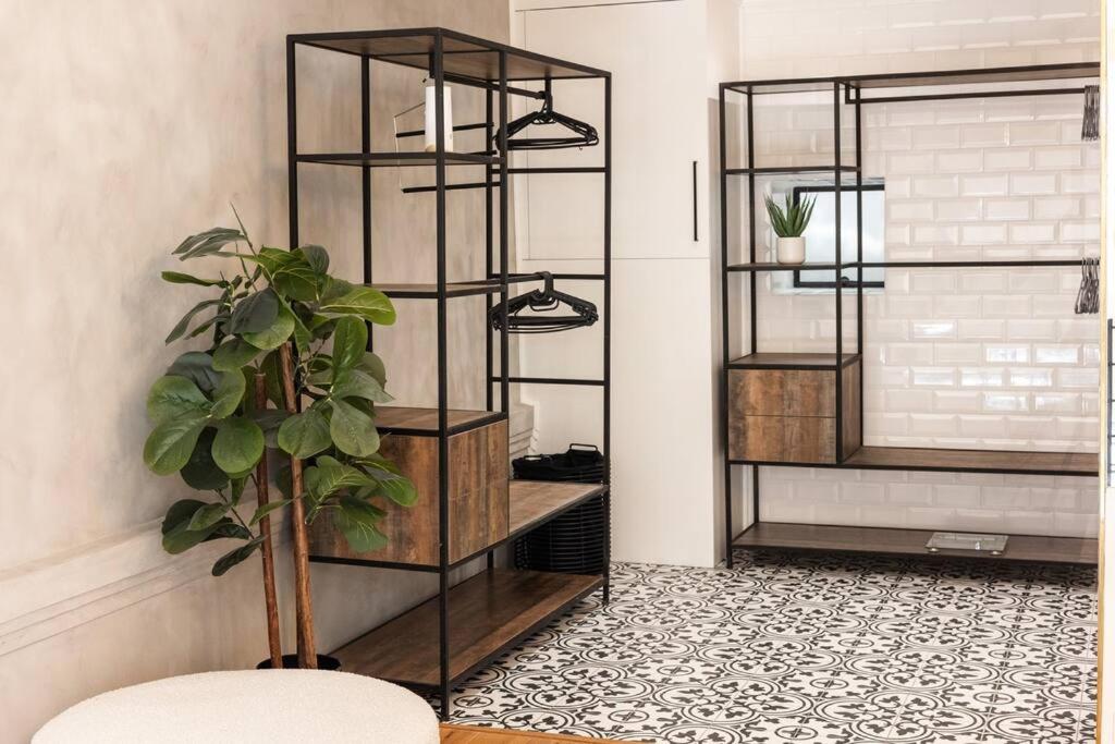 Loft Apartment in Gardens - 3