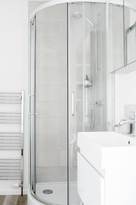 Charlotte Street Apartment - 3