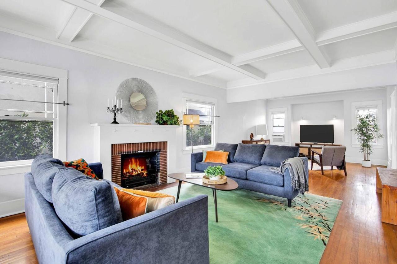 Classic Home Near Downtown & Hollywood - 5