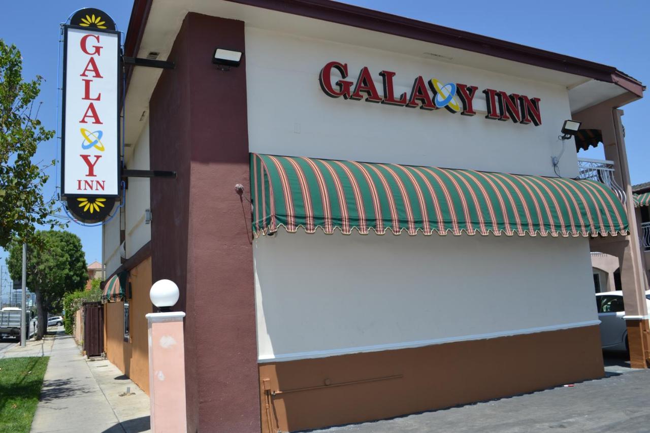 Galaxy Inn — photo 22